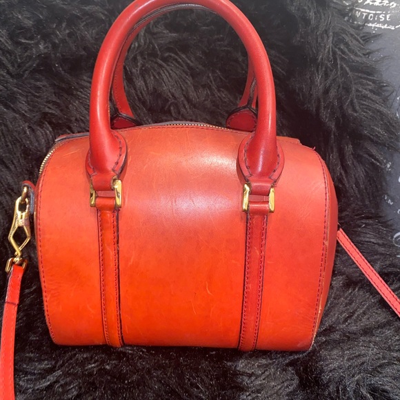 Red small leather Boston Burberry Bag - Picture 6 of 14